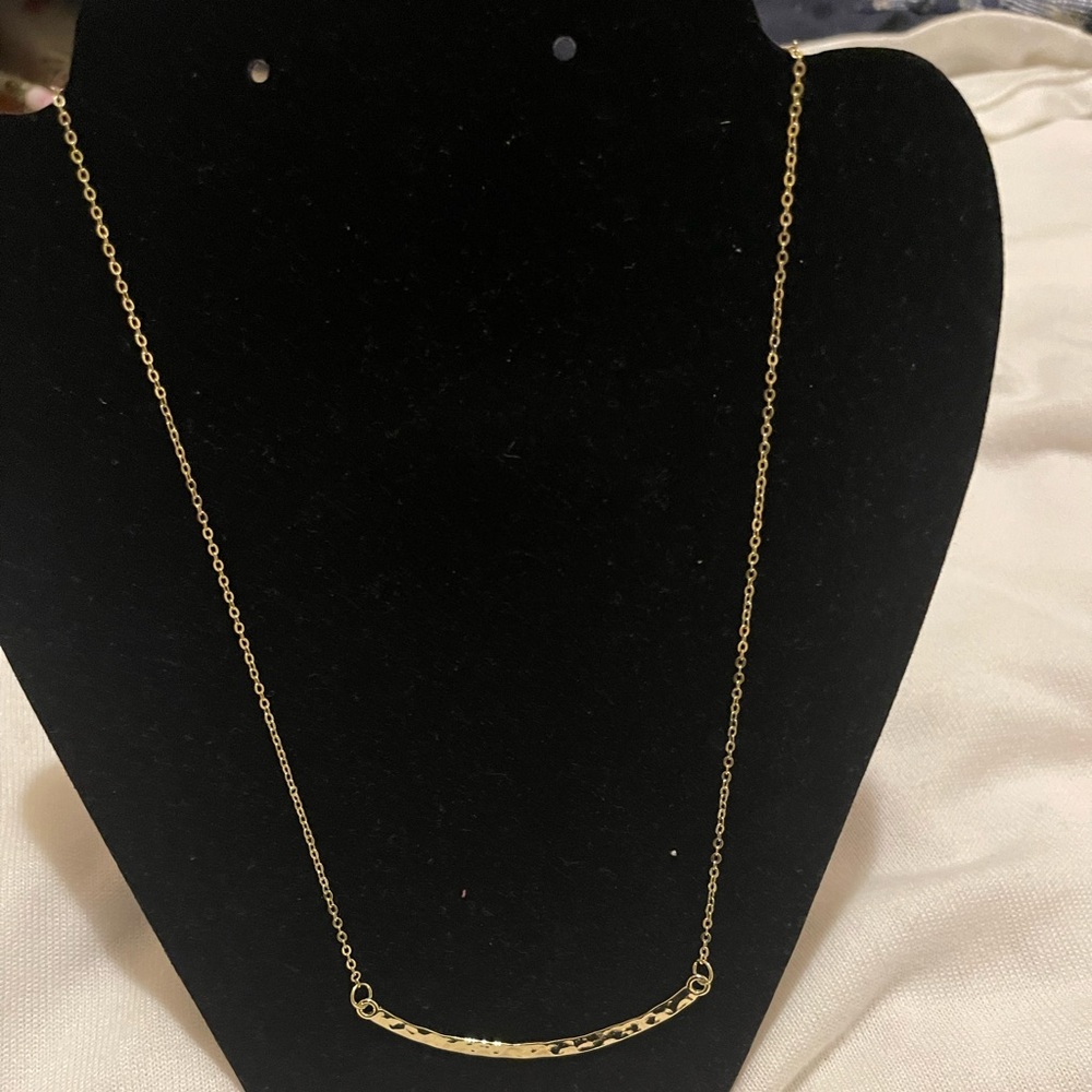 Elegant Silver Necklace
